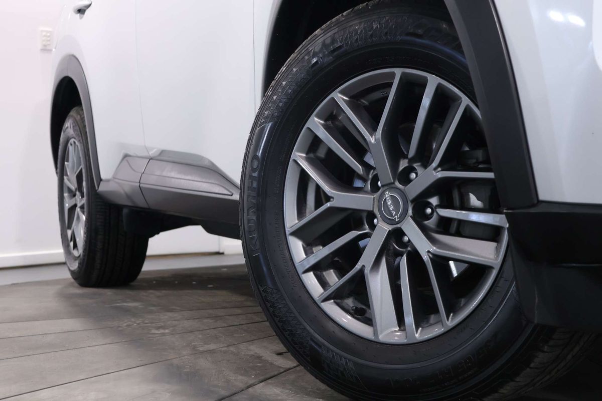 2023 Nissan X-TRAIL ST T33