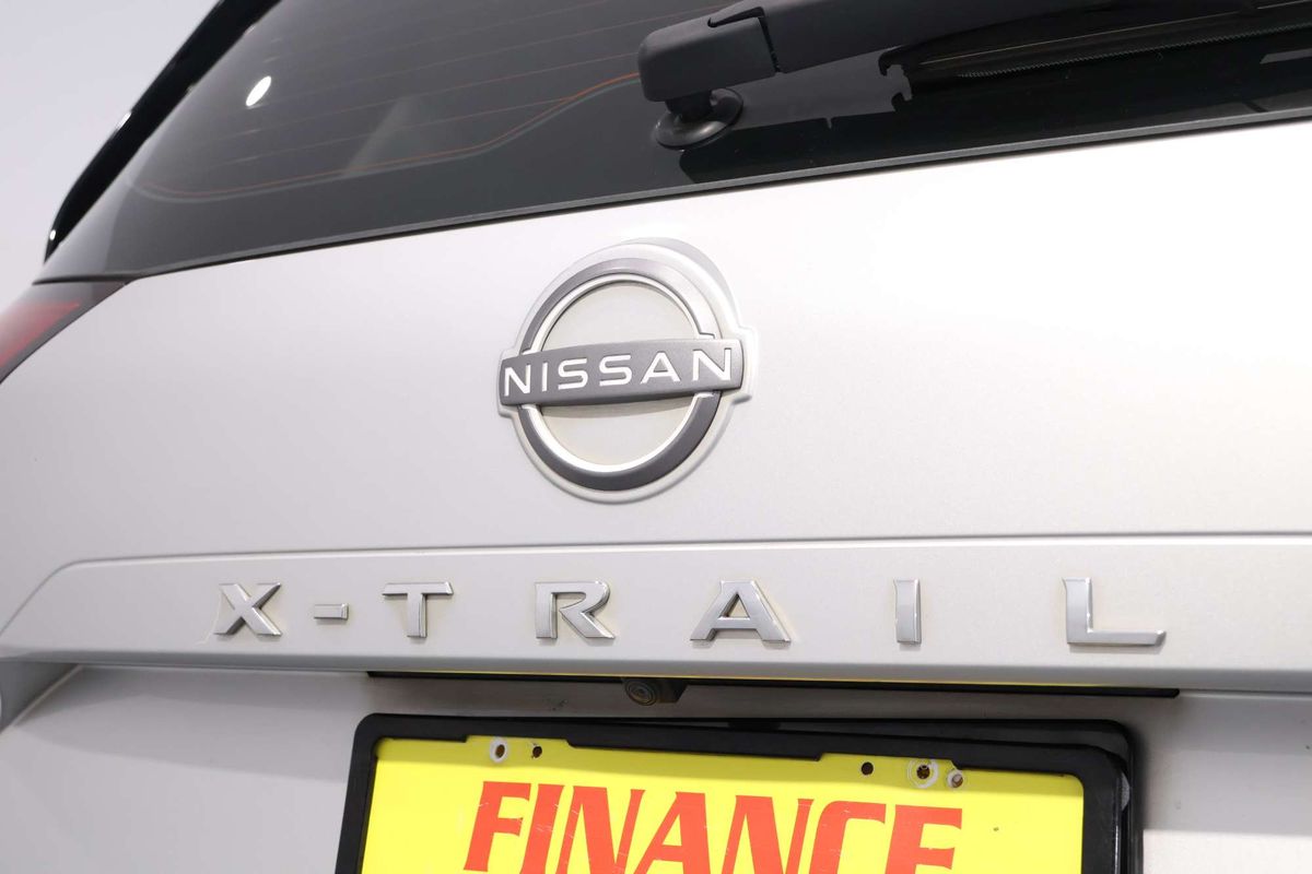 2023 Nissan X-TRAIL ST T33