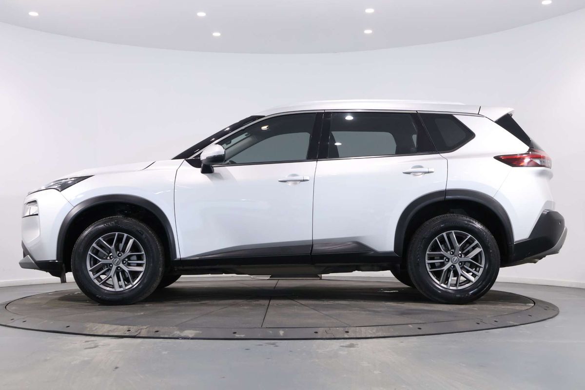 2023 Nissan X-TRAIL ST T33