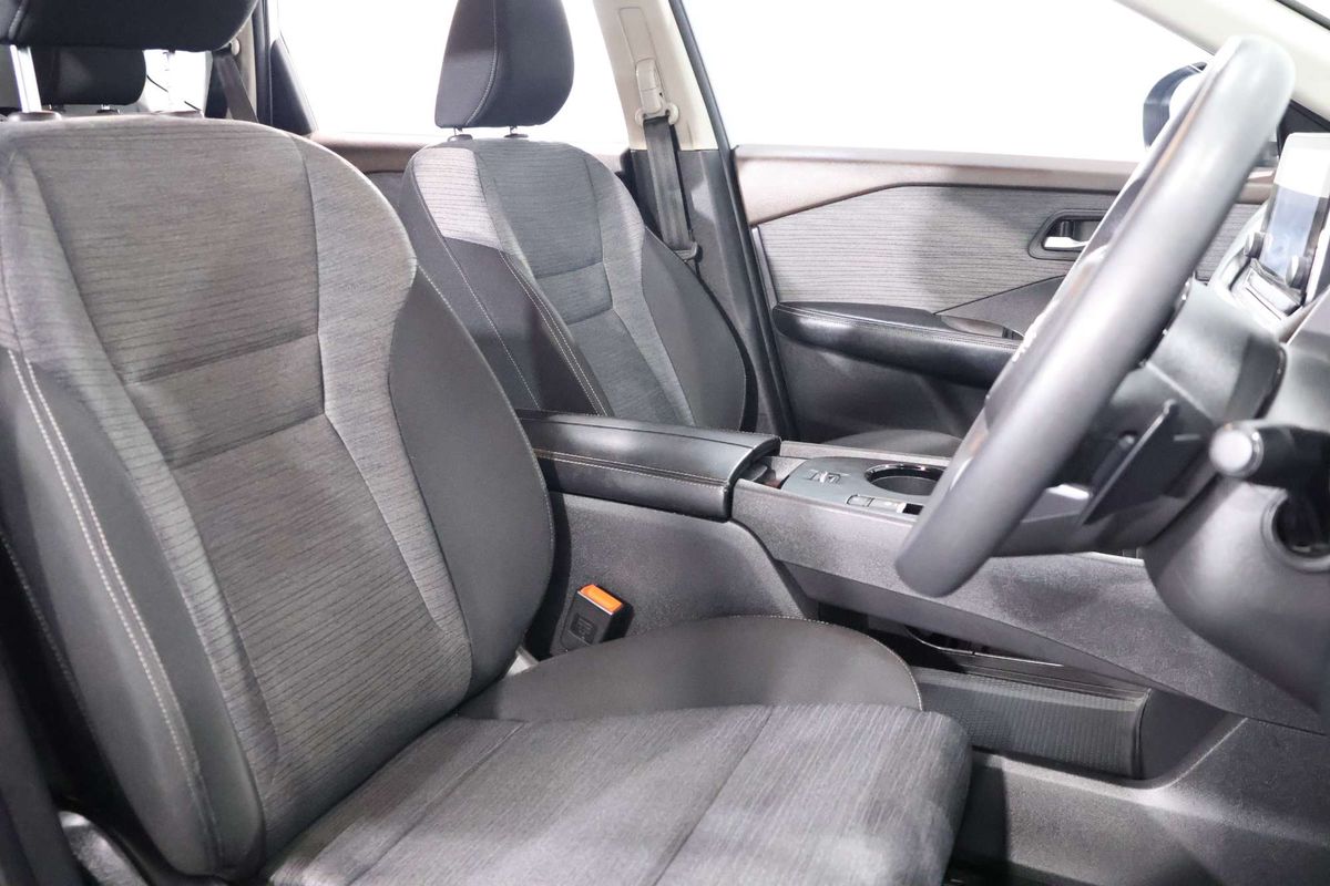 2023 Nissan X-TRAIL ST T33