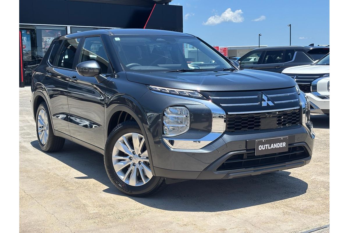 2025 Mitsubishi Outlander ES ZM
