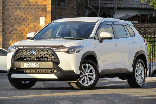 2024 Toyota Corolla Cross GX MXGH10R