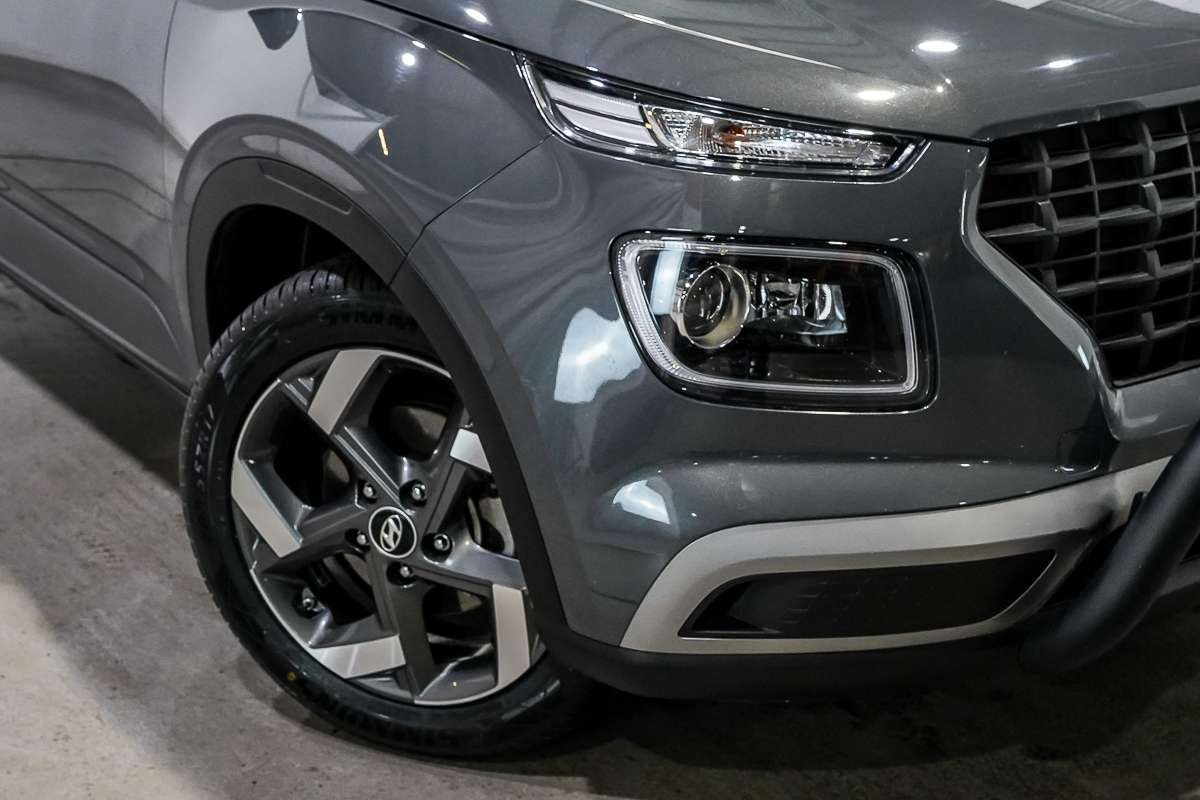 2024 Hyundai Venue Active QX.V5