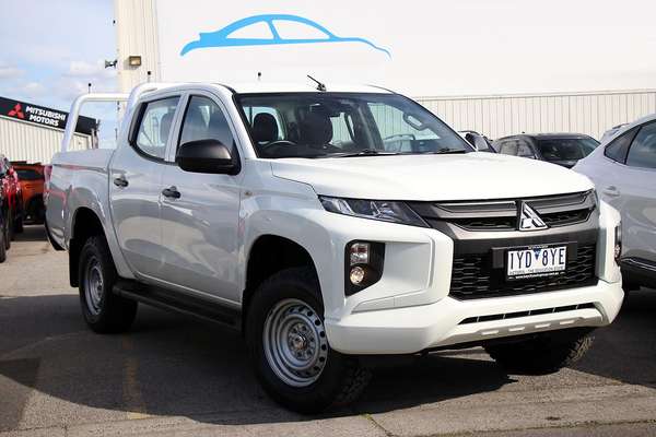 2023 Mitsubishi Triton GLX MR 4X4