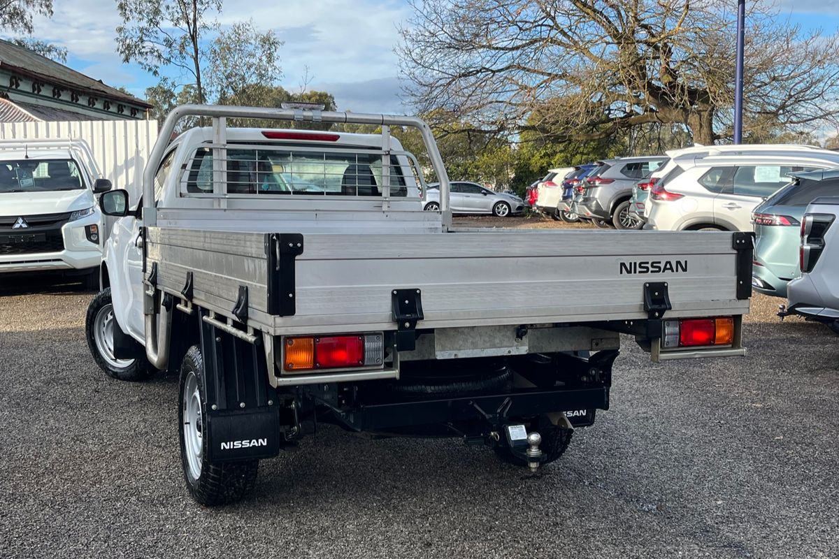2021 Nissan Navara SL D23 Rear Wheel Drive