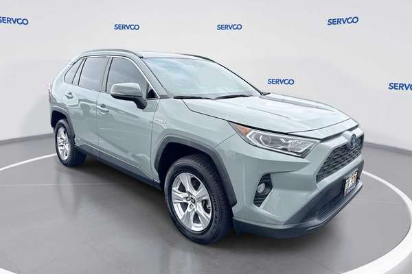 2020 Toyota RAV4 Hybrid XLE