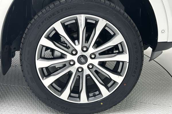 2024 Ford Everest Platinum 3.0L thumb-9