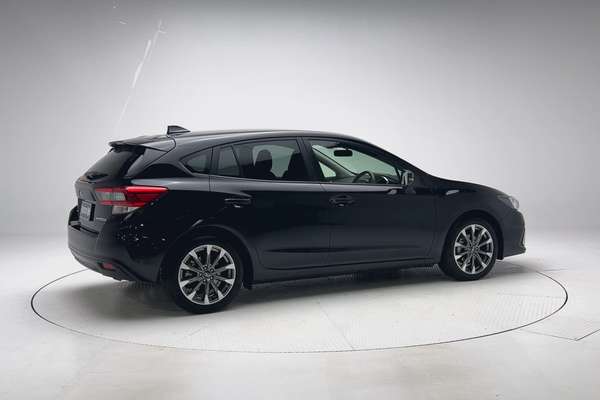 2022 Subaru Impreza 2.0i-L G5 thumb-2