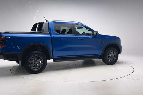 2025 Ford Ranger Wildtrak 4X4 2.0L thumb-2