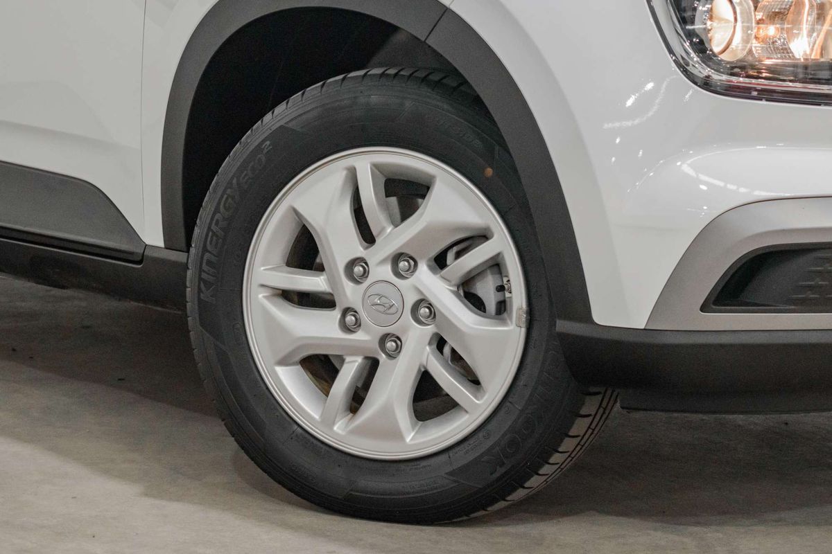 2024 Hyundai Venue Active QX.V5