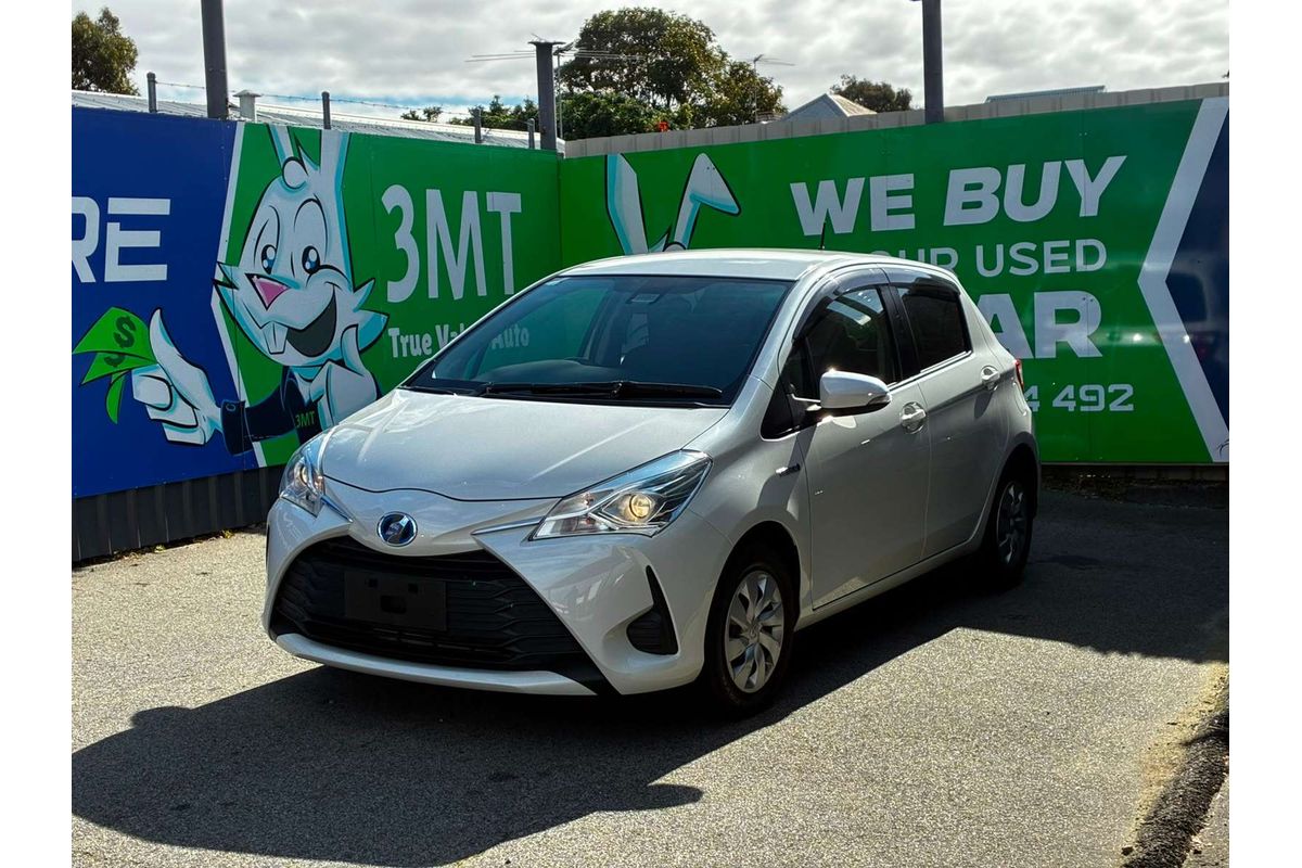 2017 Toyota Vitz