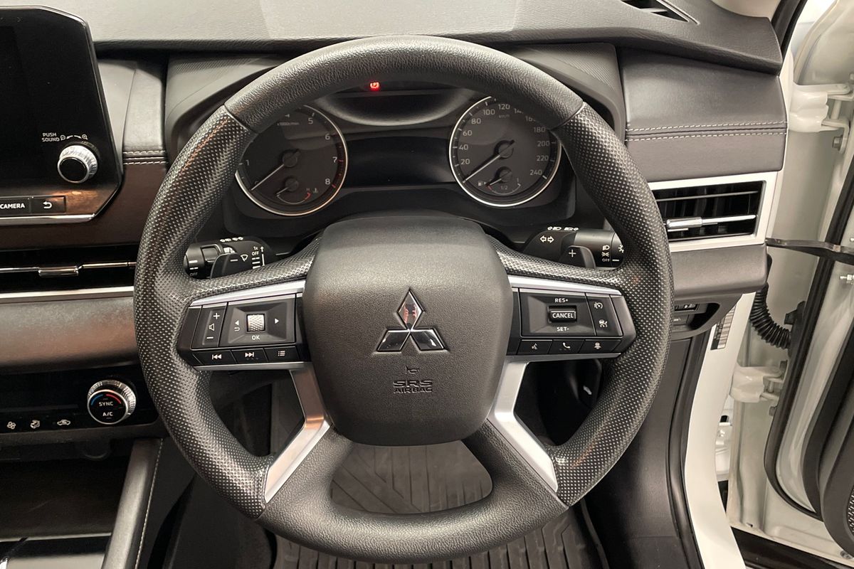 2021 Mitsubishi ZM