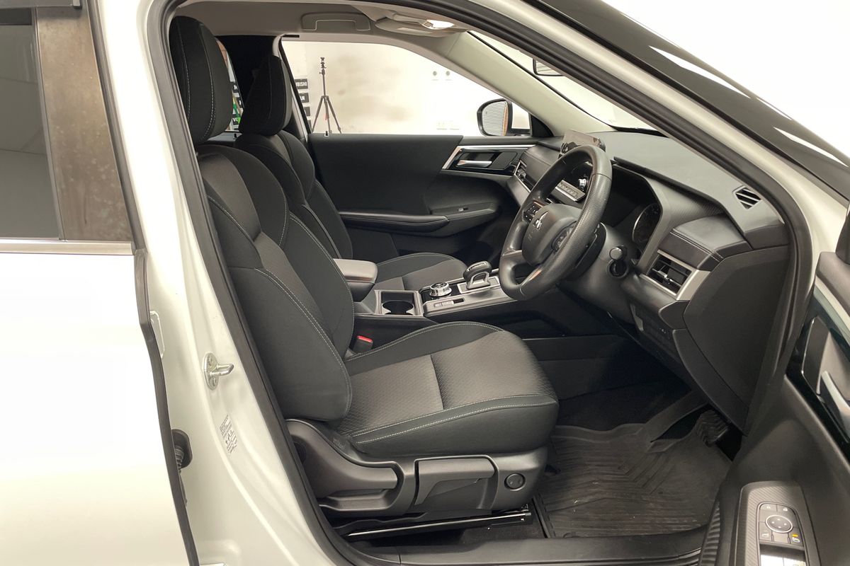 2021 Mitsubishi ZM