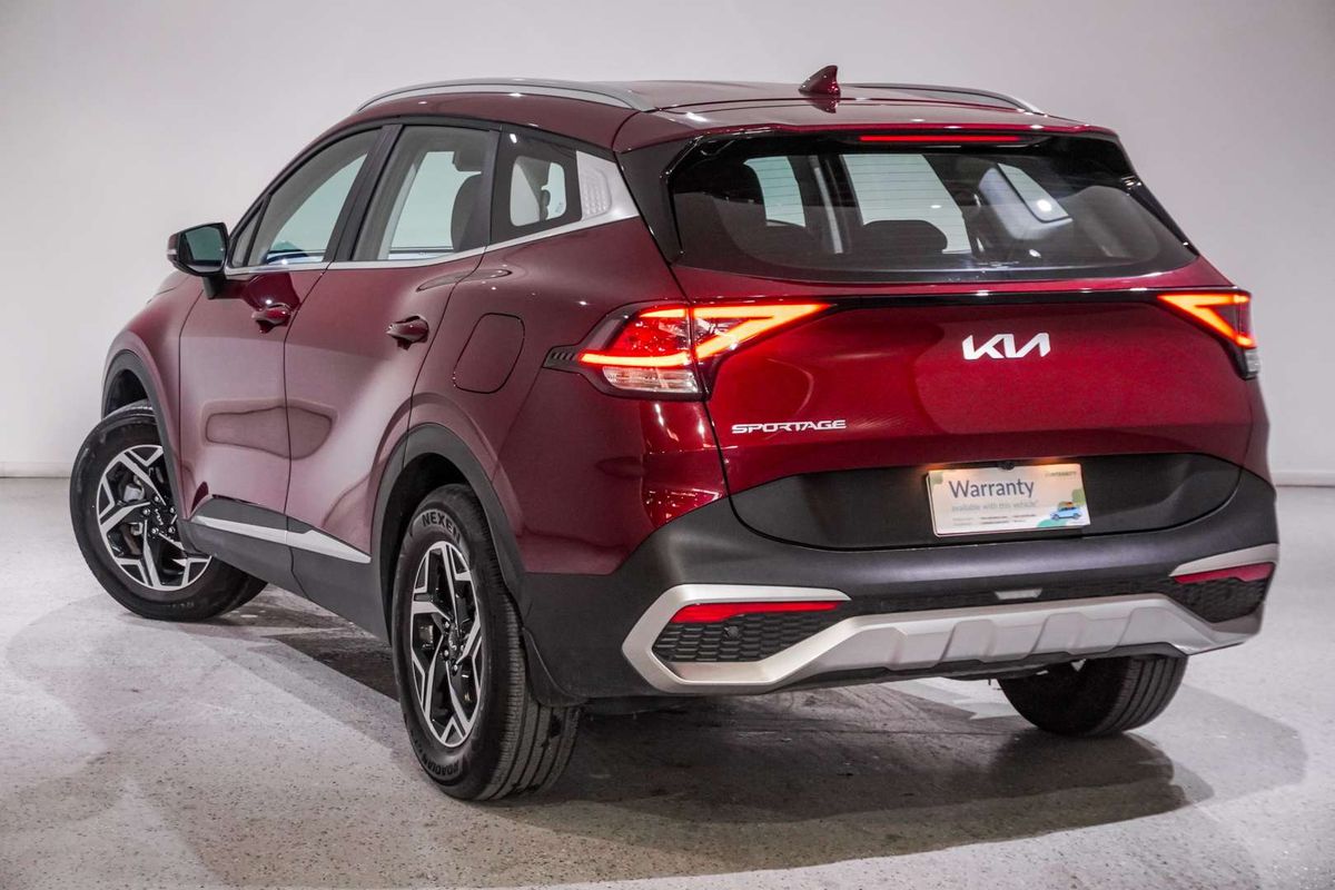 2024 Kia Sportage S NQ5