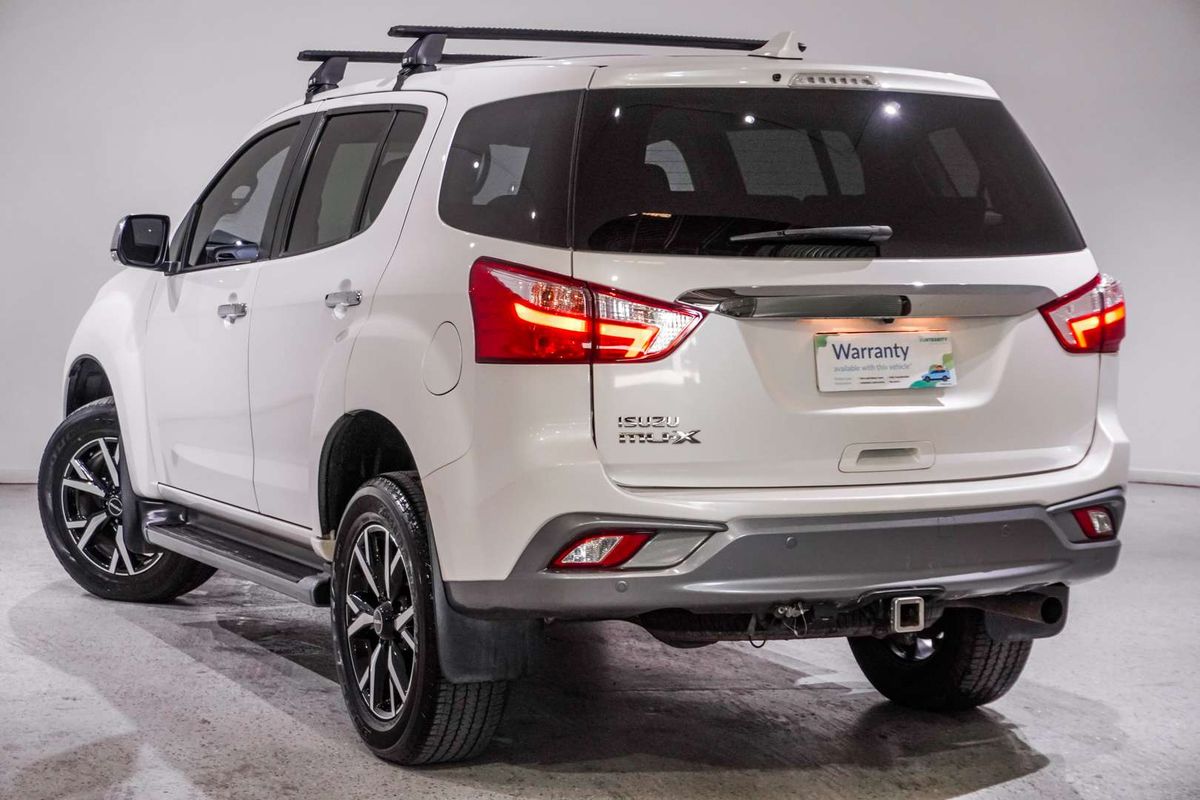 2021 Isuzu MU-X LS-U
