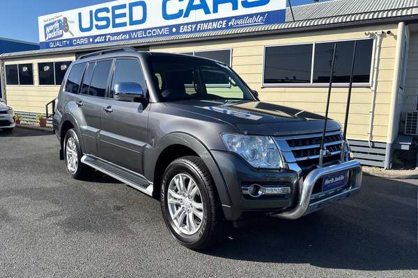 2015 Mitsubishi Pajero GLX NX
