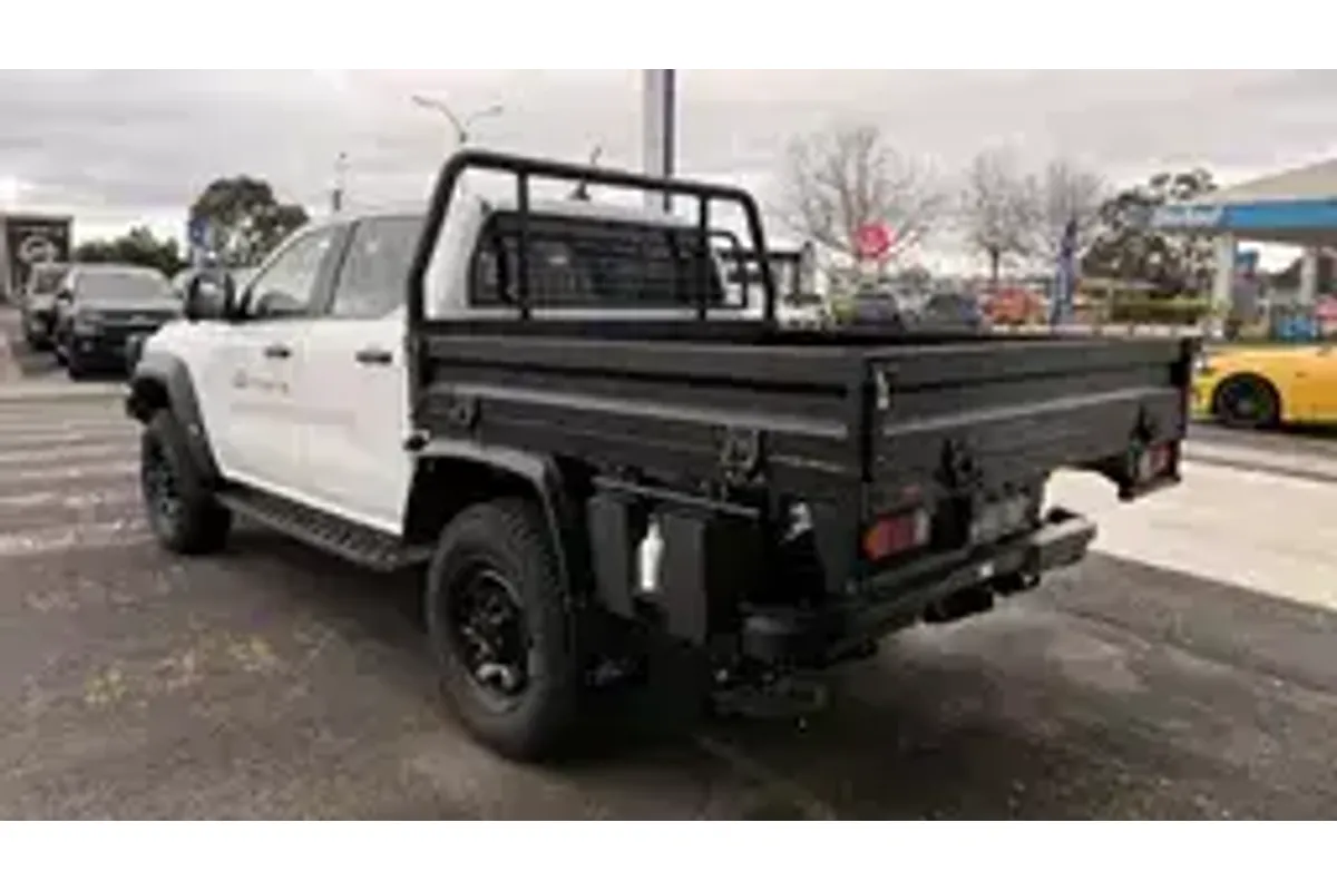 2025 Ford Ranger Super Duty 4X4 image 5