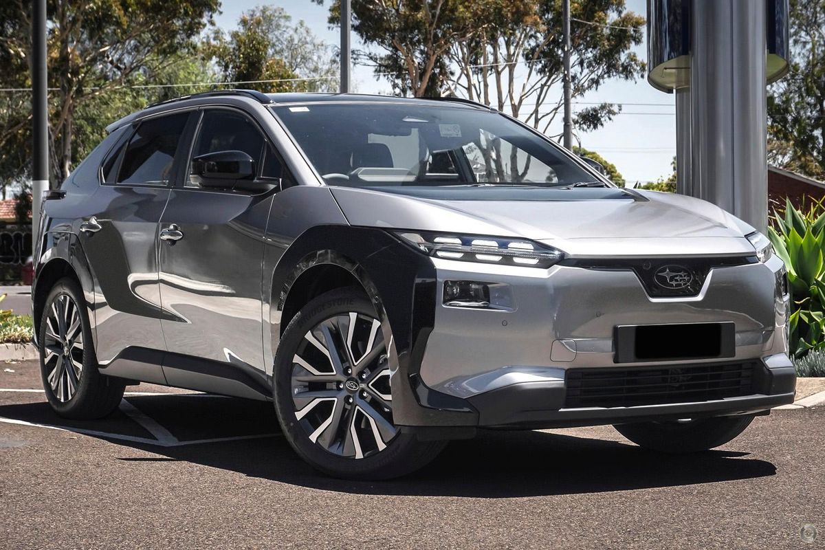 2026 Subaru Solterra AWD Touring E1-1