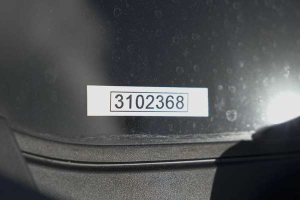 2026 Mitsubishi Outlander Black Edition ZM thumb-22