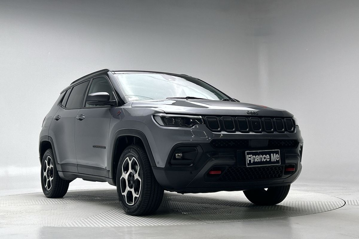 2022 Jeep Compass Trailhawk M6