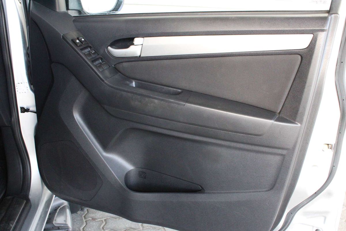 2014 Isuzu MU-X LS-U