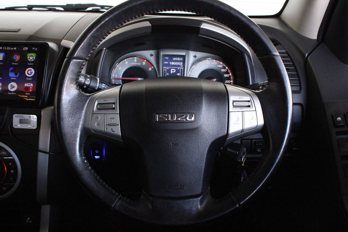 2014 Isuzu MU-X LS-U
