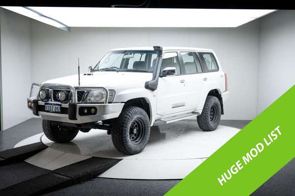 2014 Nissan Patrol ST Y61