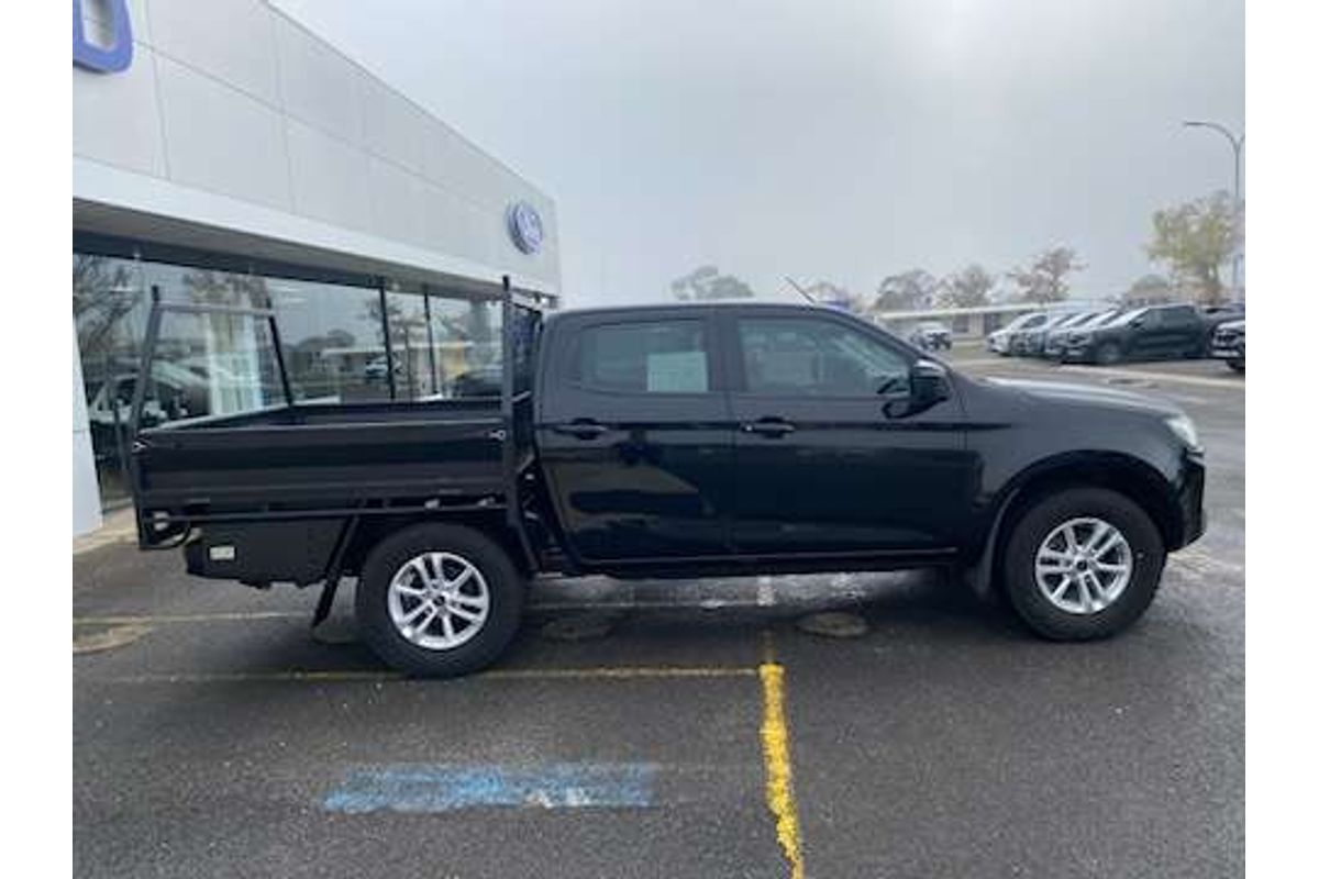 2021 Isuzu D-MAX LS-M 4X4 image 8