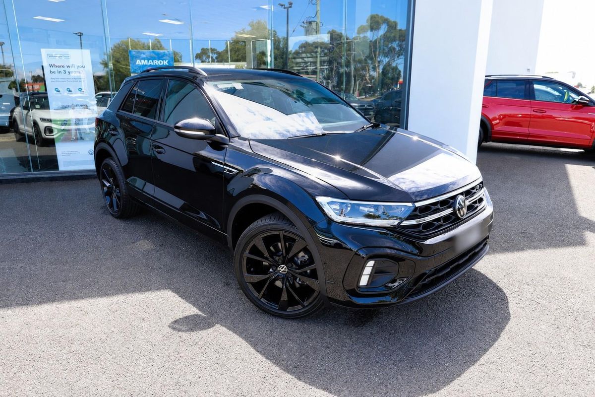 2026 Volkswagen T-Roc 140TSI R-Line D11
