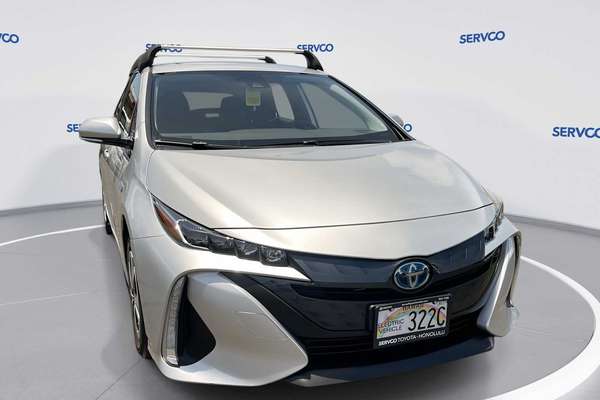2020 Toyota Prius LE