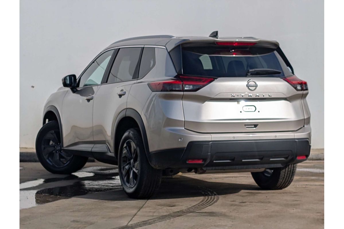 2026 Nissan X-TRAIL ST-L T33