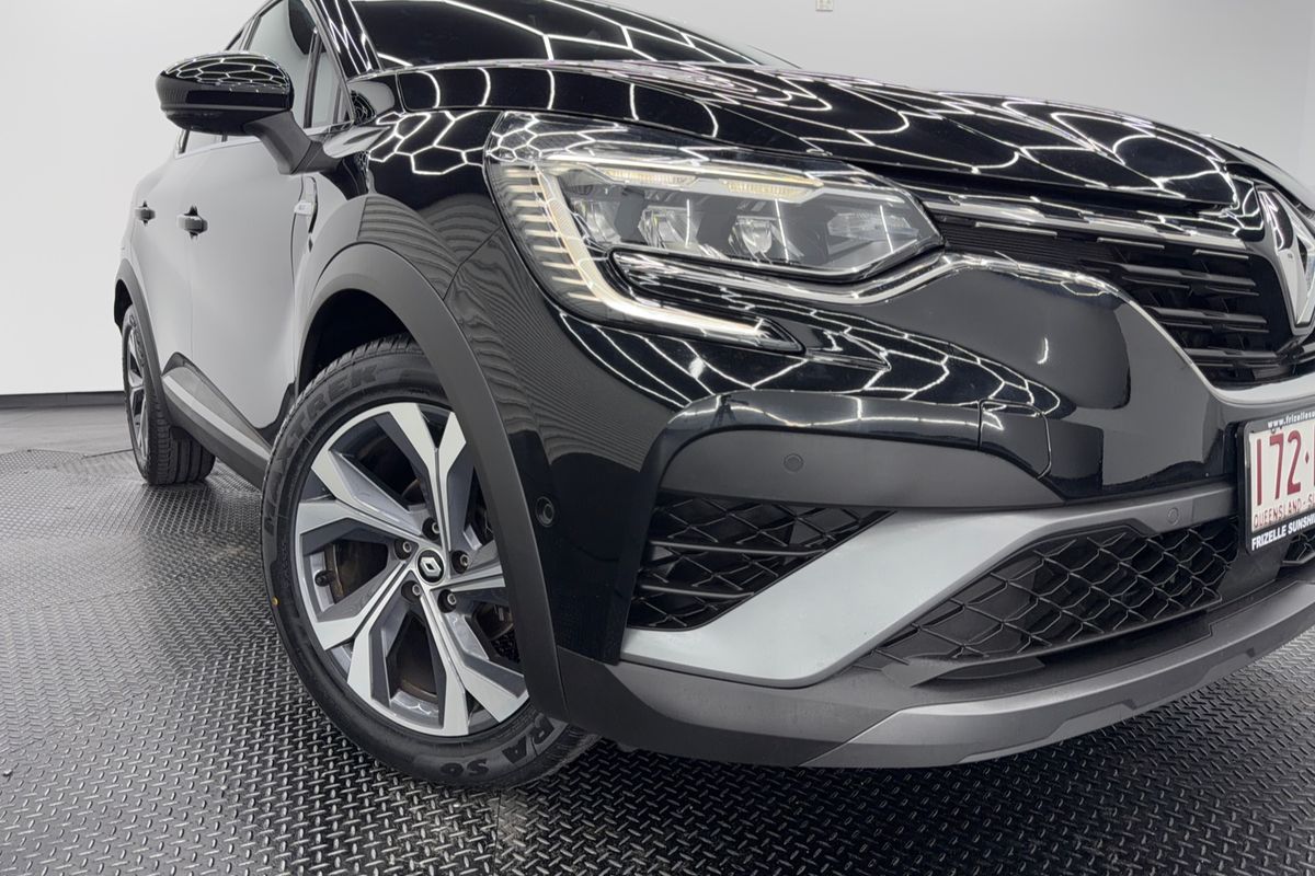 2022 Renault Captur R.S. Line XJB