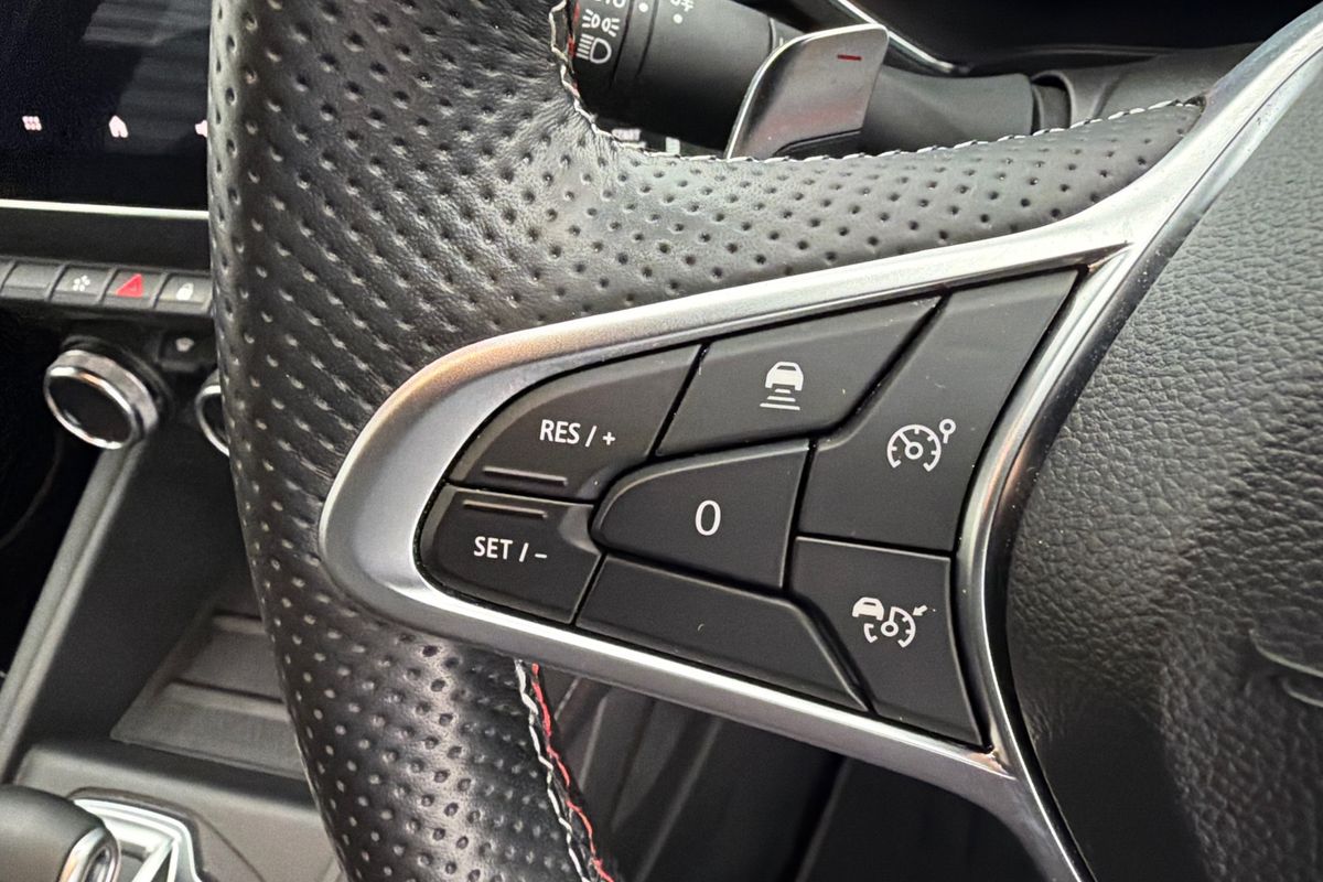 2022 Renault Captur R.S. Line XJB