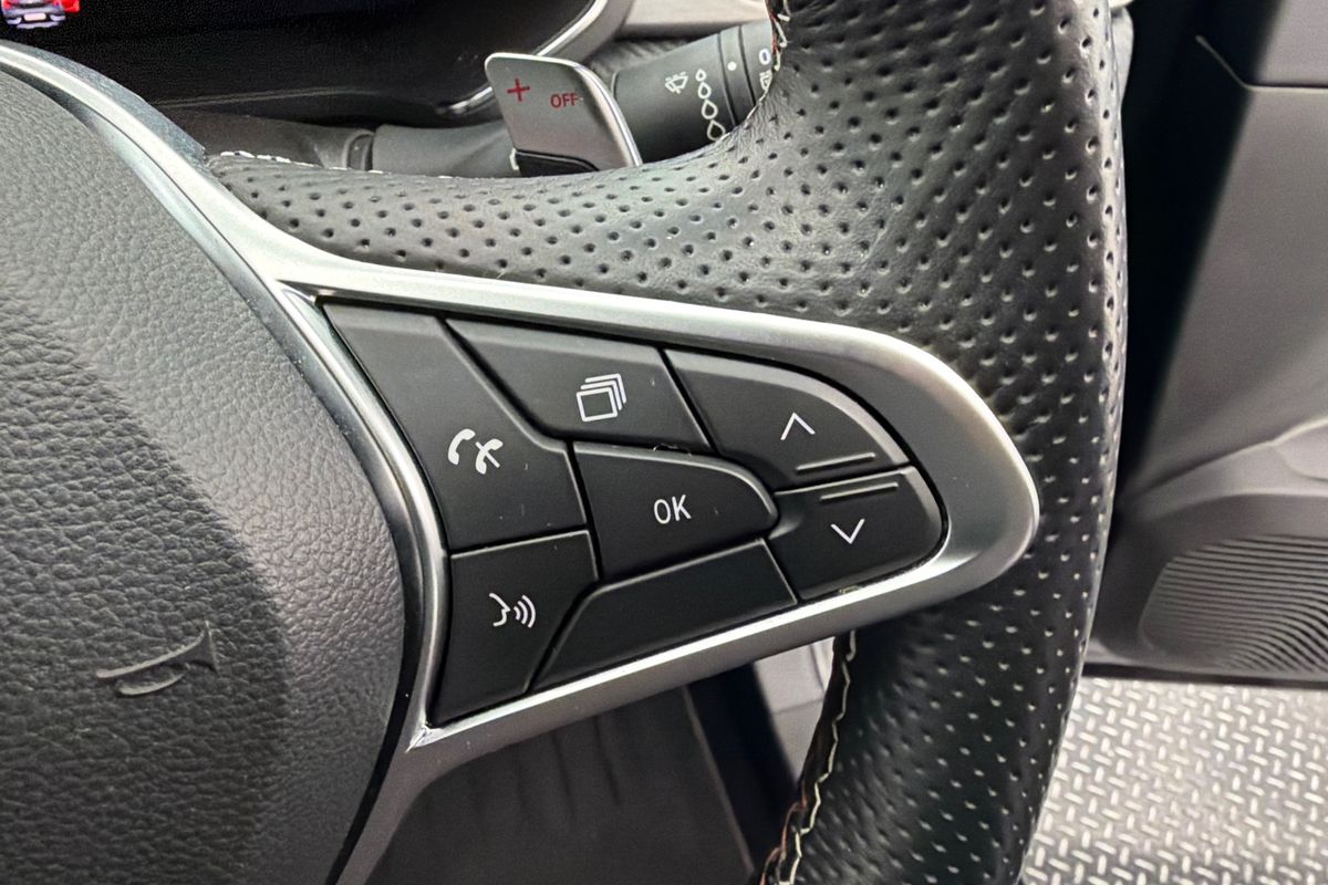 2022 Renault Captur R.S. Line XJB