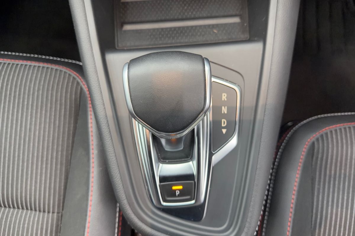 2022 Renault Captur R.S. Line XJB