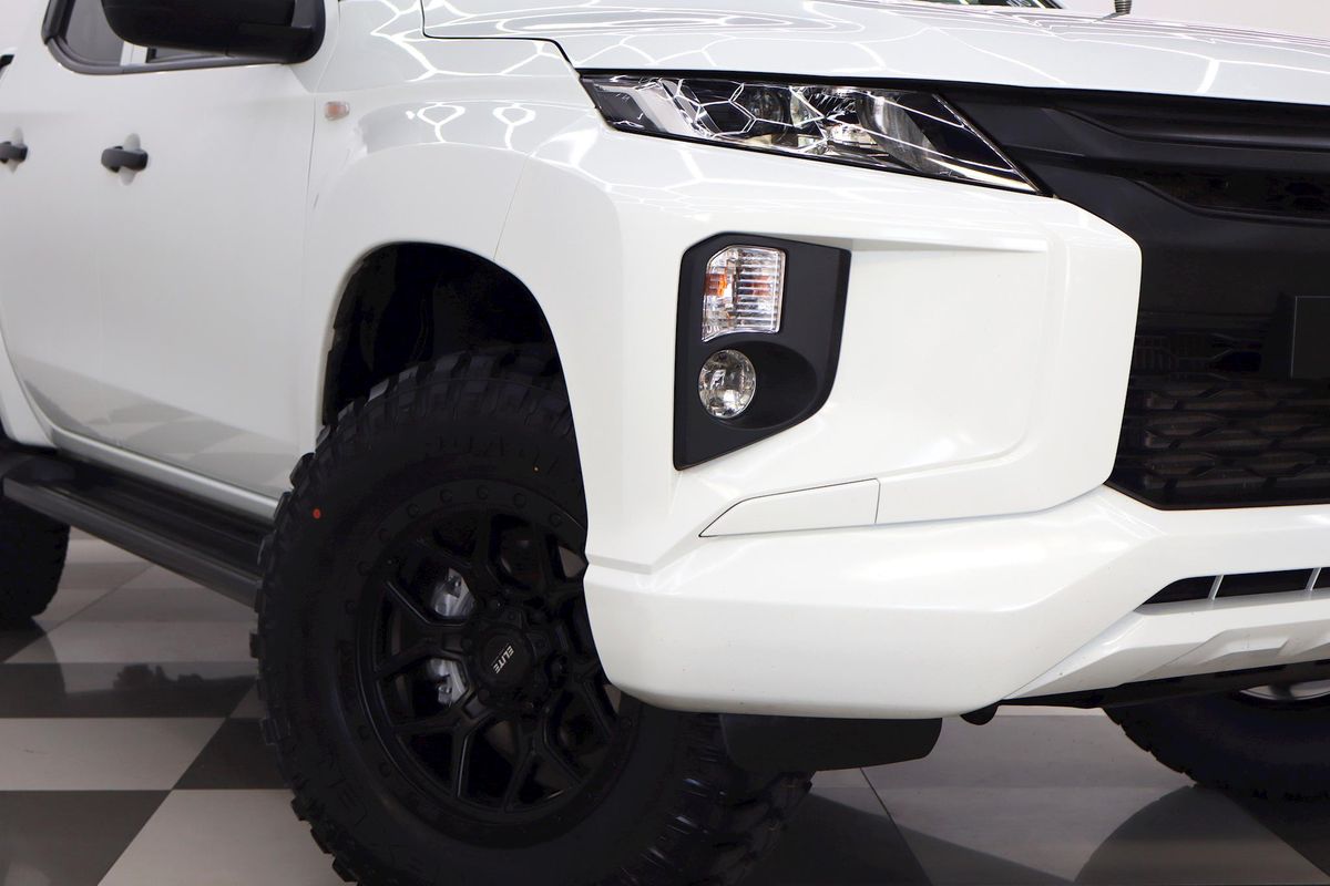2023 Mitsubishi Triton GLX MR 4X4