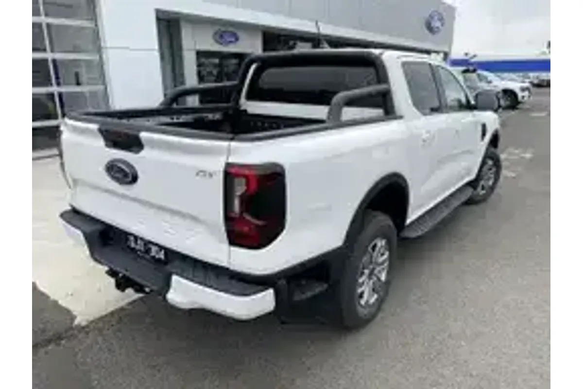 2024 Ford Ranger XLT 4X4 2.0L image 5