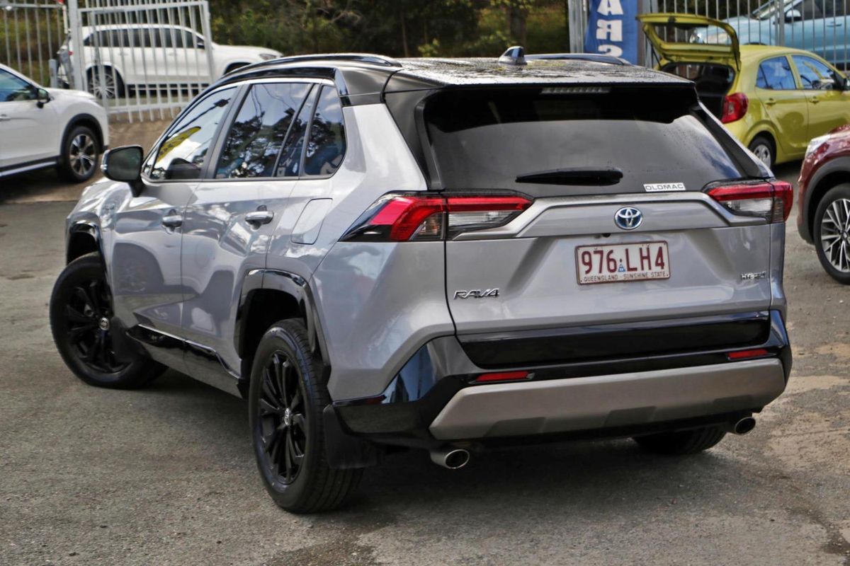2024 Toyota RAV4 XSE AXAH54R