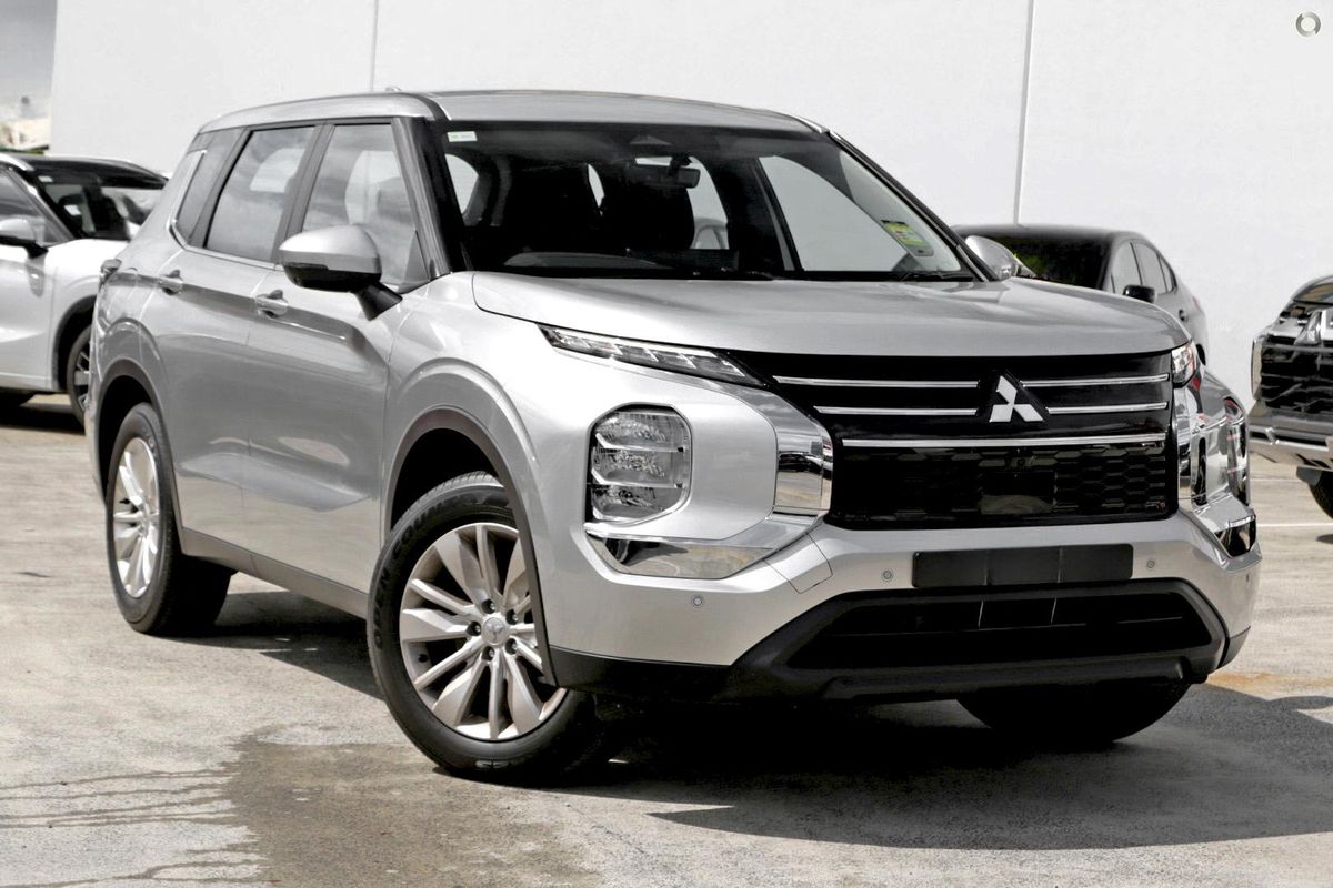 2026 Mitsubishi Outlander ES ZM