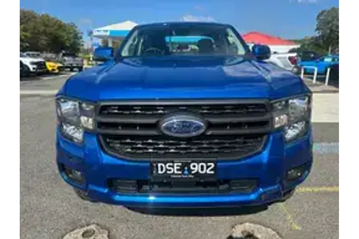 2025 Ford Ranger PHEV XLT 4X4 2.3L image 3