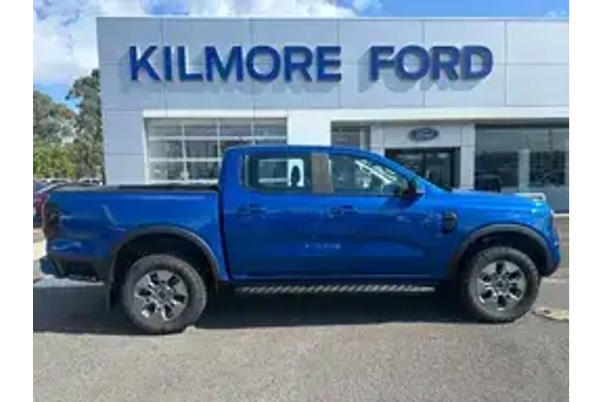 2025 Ford Ranger PHEV XLT 4X4 2.3L image 8
