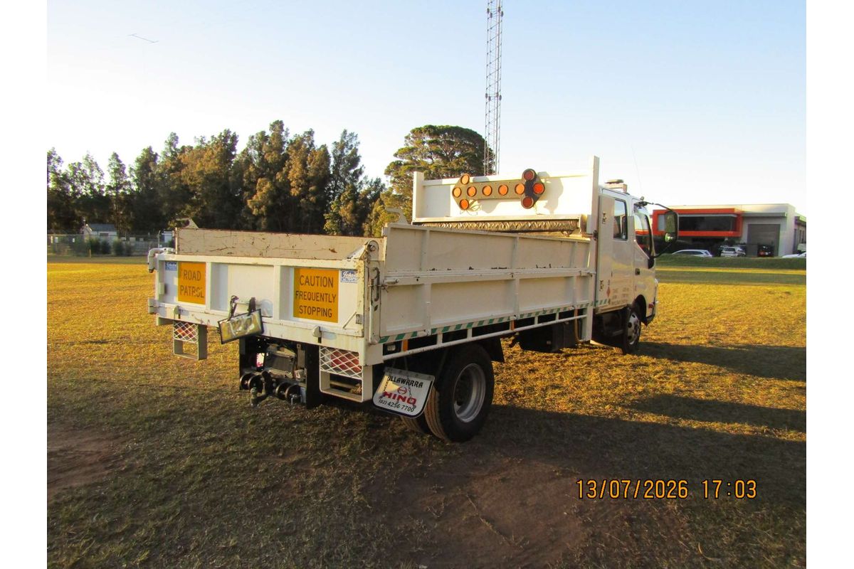 2015 Hino 300 Series 816 LWB XZU720R 4x2 image 10