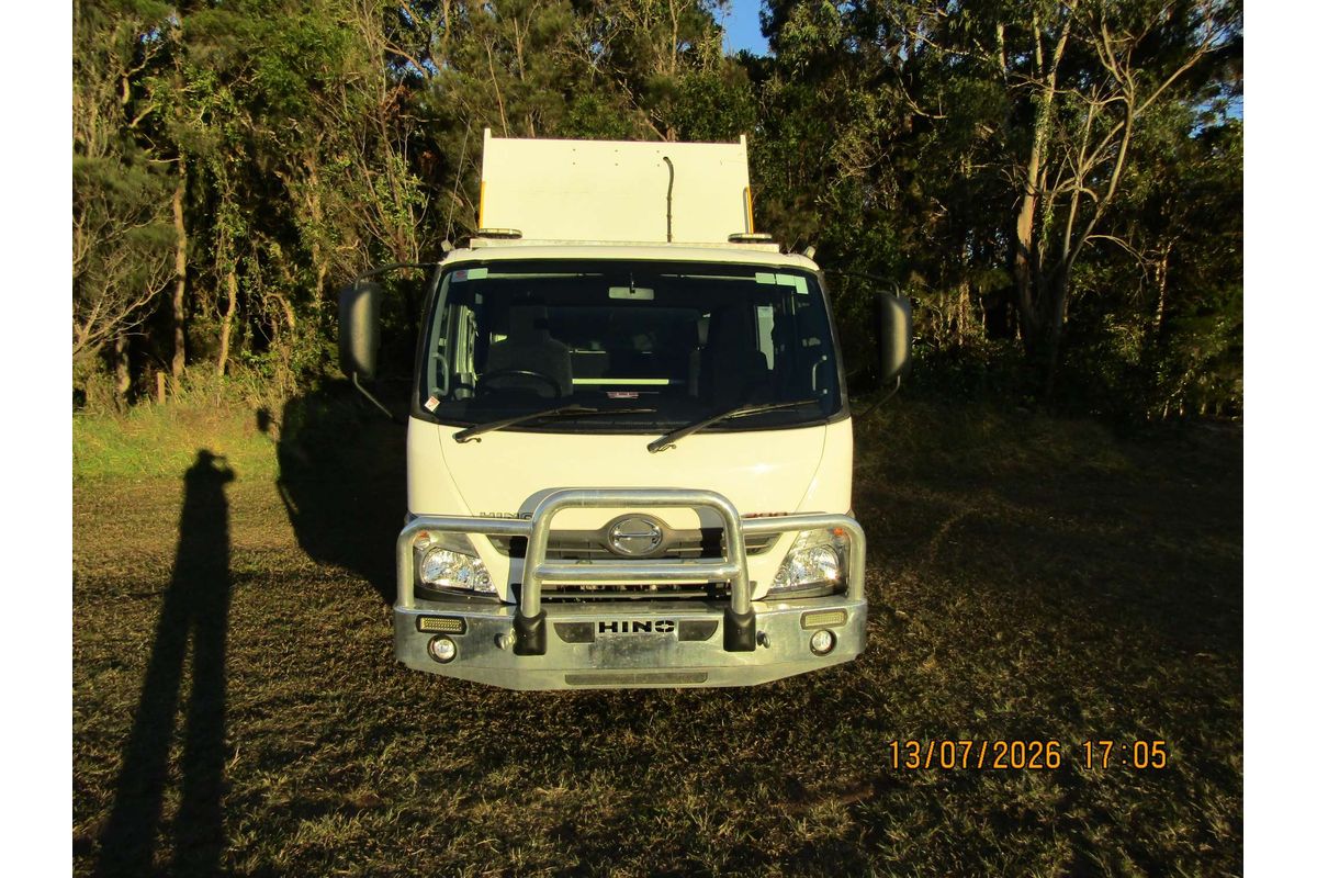 2015 Hino 300 Series 816 LWB XZU720R 4x2 image 16