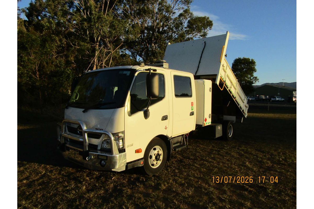 2015 Hino 300 Series 816 LWB XZU720R 4x2 image 19