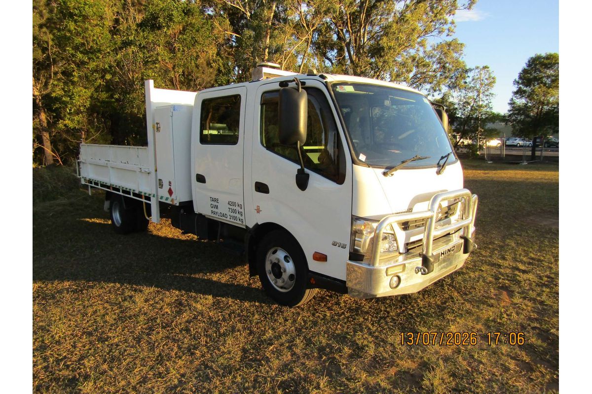 2015 Hino 300 Series 816 LWB XZU720R 4x2 image 22