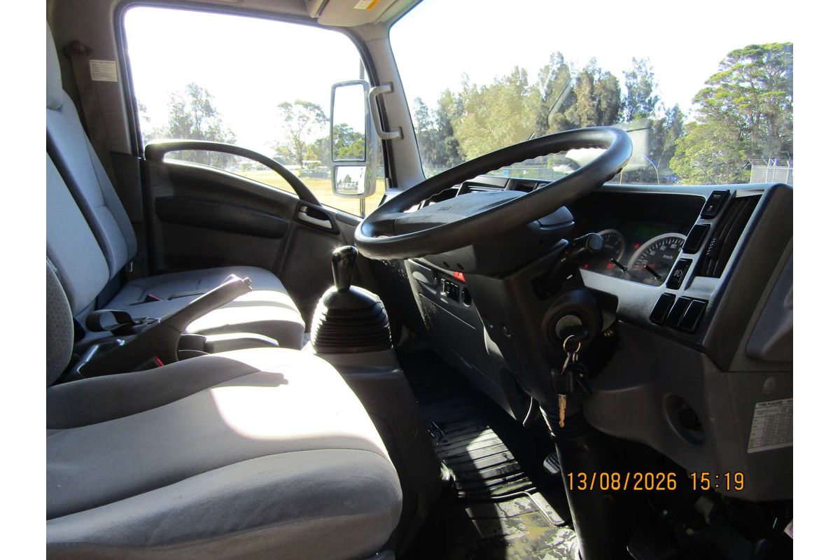 2020 Isuzu NPR 45/55-155 (MWB) N MY18 REAR WHEEL DRIVE image 5