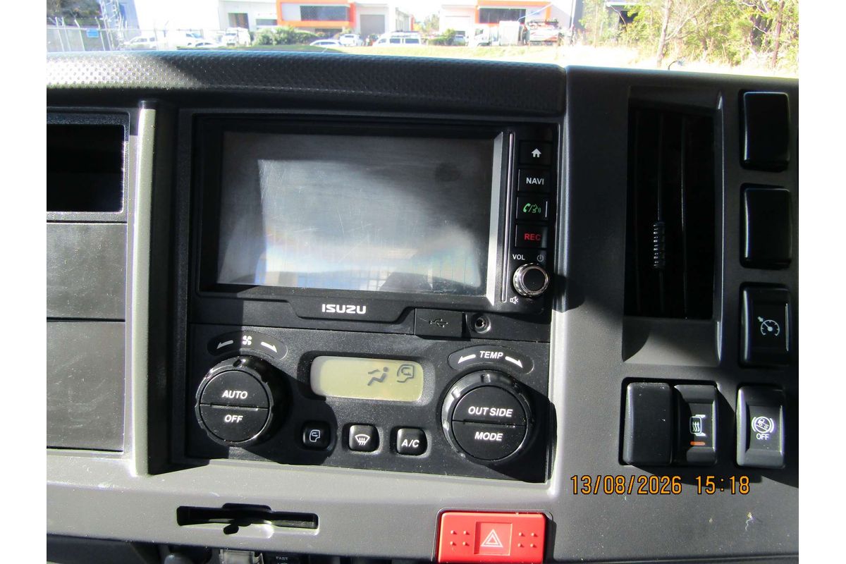 2020 Isuzu NPR 45/55-155 (MWB) N MY18 REAR WHEEL DRIVE image 10
