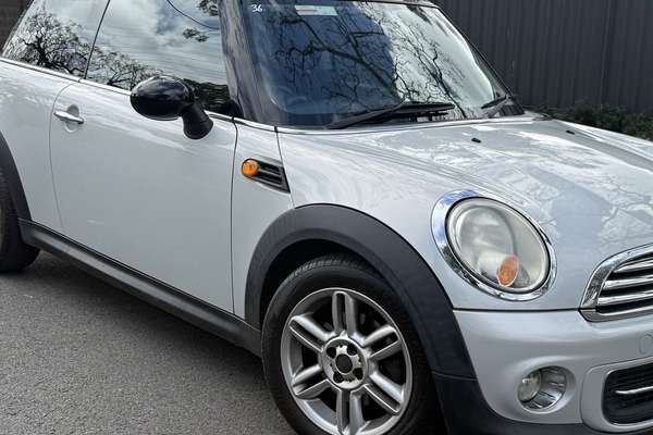 2010 MINI Hatch Cooper Chilli R56
