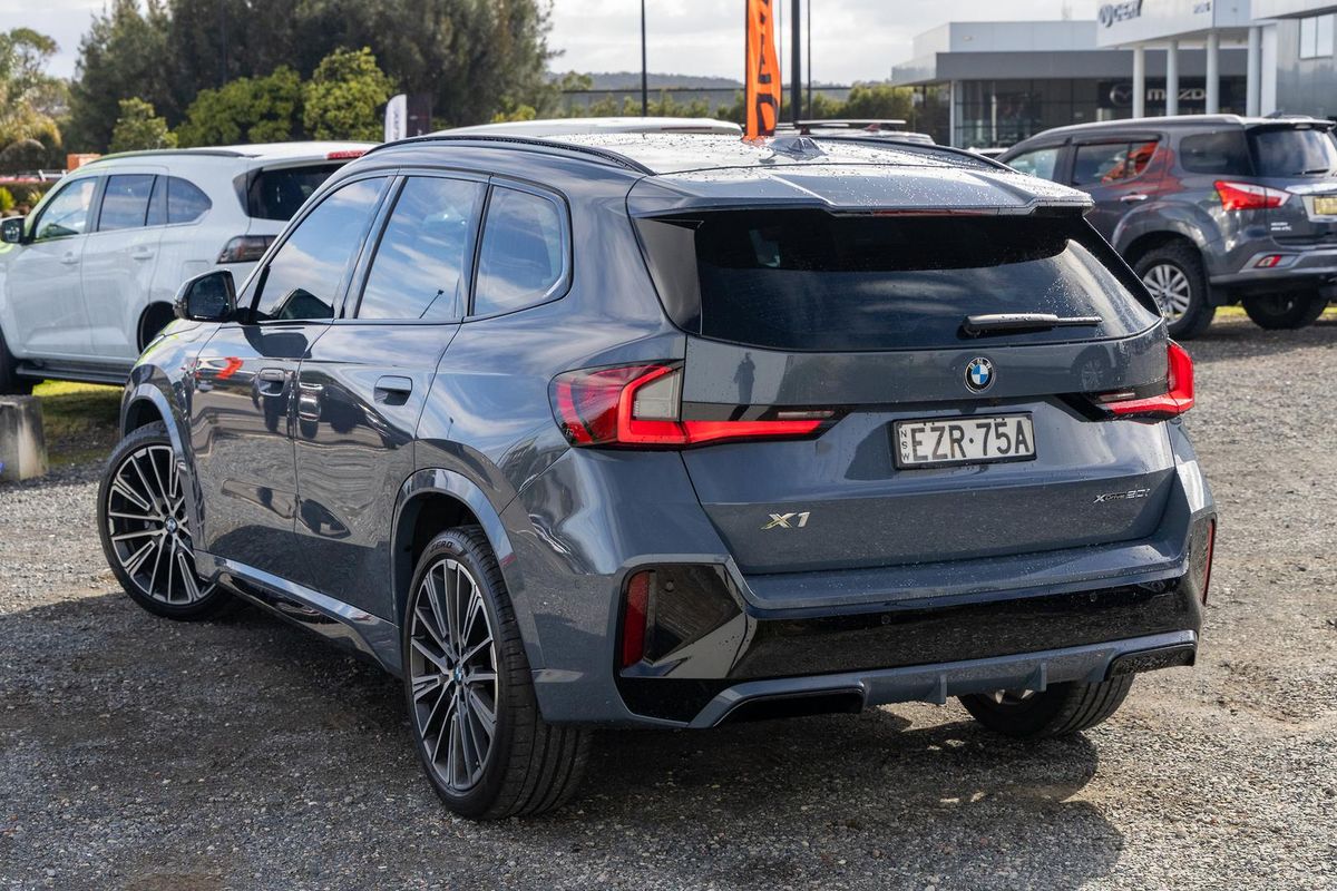 2023 BMW X1 xDrive20i M Sport U11
