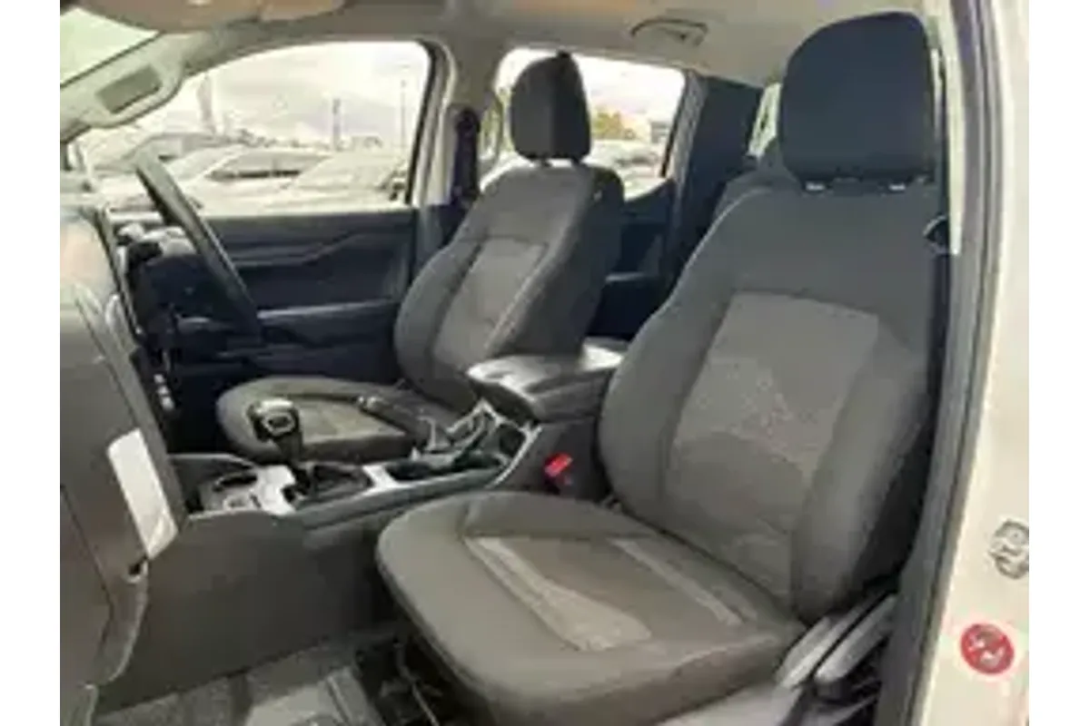 2023 Ford Ranger XL Hi-Rider Rear Wheel Drive 2.0L image 11